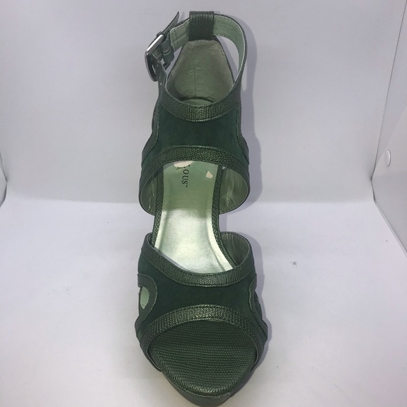 Peep toe heels - Picture 4 of 7